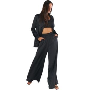 Show Me Your Mumu Black Satin Irwin Pants Size Large.